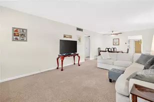 5880 38th Ave N, Saint Petersburg, FL 33710 - Photo 11