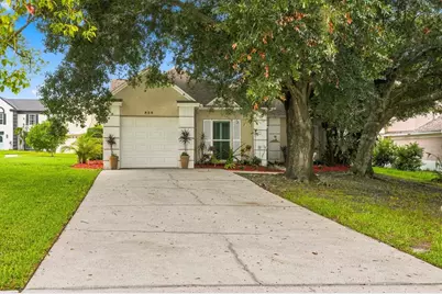 934 Berkley Court N, Palm Harbor, FL 34684 - Photo 1