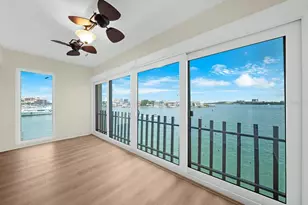 868 Bayway Blvd, Clearwater Beach, FL 33767 - Photo 25