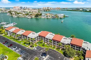 868 Bayway Blvd, Clearwater Beach, FL 33767 - Photo 27