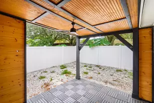 701 Periwinkle Pointe Pl, Seffner, FL 33584 - Photo 27