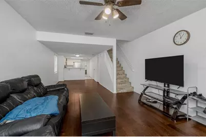 2208 Fletchers Point Circle, Tampa, FL 33613 - Photo 9