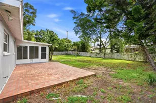 1628 S Highland Ave, Clearwater, FL 33756 - Photo 23