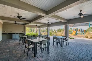 35977 Morse Willow Ct, Zephyrhills, FL 33541 - Photo 97