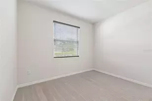 35977 Morse Willow Ct, Zephyrhills, FL 33541 - Photo 11