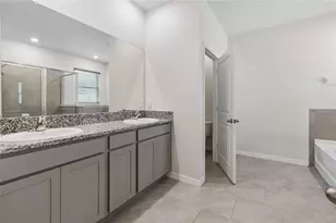 35977 Morse Willow Ct, Zephyrhills, FL 33541 - Photo 41