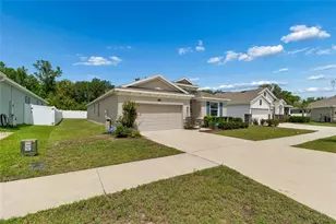 35977 Morse Willow Ct, Zephyrhills, FL 33541 - Photo 3