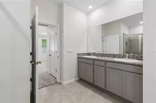 35977 Morse Willow Ct, Zephyrhills, FL 33541 - Photo 43