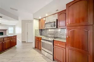 1601 Gulf Rd, Tarpon Springs, FL 34689 - Photo 13