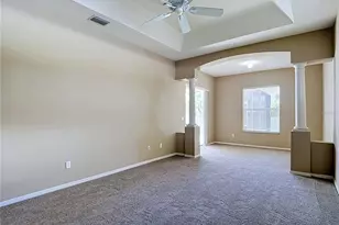 2866 Duncan Tree Cir, Valrico, FL 33594 - Photo 13