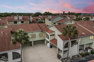 637 Drake Ln N, Dunedin, FL 34698 - Photo 1