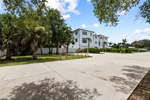 1956 Cedar Dr, Dunedin, FL 34698 - Photo 87