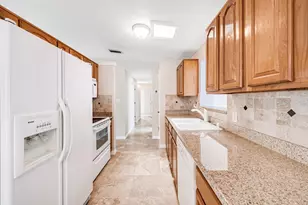 1924 W North St, Tampa, FL 33604 - Photo 11