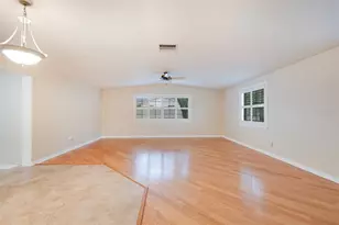 1924 W North St, Tampa, FL 33604 - Photo 13