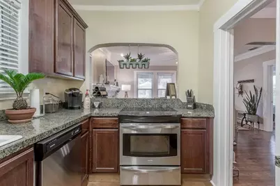 114 W Cayuga Street, Tampa, FL 33603 - Photo 9