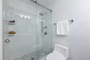 2931 Alton Dr, Saint Pete Beach, FL 33706 - Photo 15
