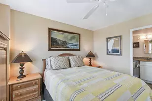 10355 Paradise Blvd, Treasure Island, FL 33706 - Photo 19