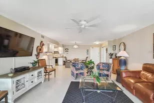 10355 Paradise Blvd, Treasure Island, FL 33706 - Photo 13