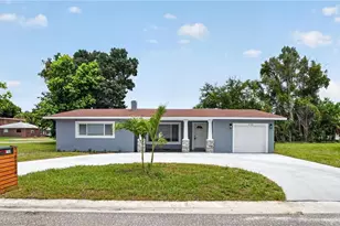 2700 12th St S, Saint Petersburg, FL 33705 - Photo 1