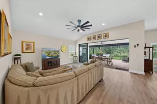 9145 Warm Spgs Cir, Parrish, FL 34219 - Photo 9