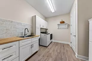 9145 Warm Spgs Cir, Parrish, FL 34219 - Photo 41