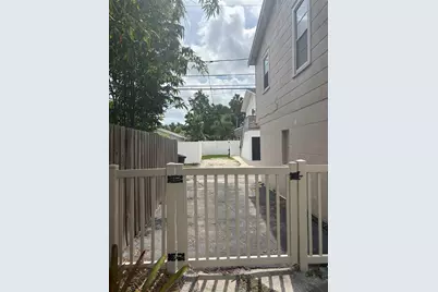 1117 16th Street N #1/2, Saint Petersburg, FL 33705 - Photo 19