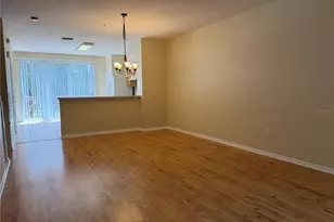 3146 Bayshore Oaks Dr, Tampa, FL 33611 - Photo 5