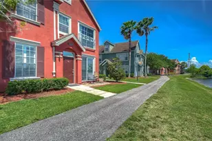 9034 Lake Chase Island Way, Tampa, FL 33626 - Photo 3