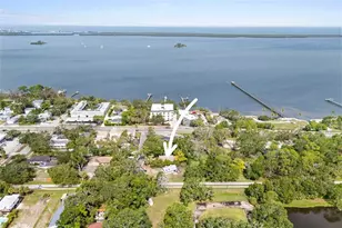 328 Pershing St, Dunedin, FL 34698 - Photo 1