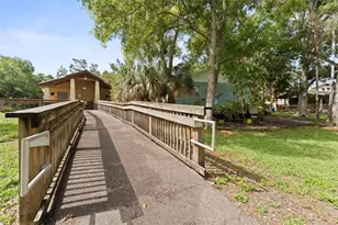 328 Pershing St, Dunedin, FL 34698 - Photo 47