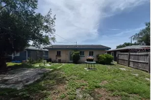 639 N 75th Ave N, Saint Petersburg, FL 33702 - Photo 3