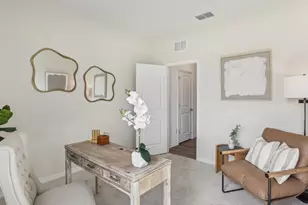 36237 Hillridge Trl, Zephyrhills, FL 33541 - Photo 27