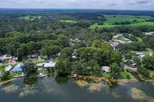 9065 W Lakeview Ct, Crystal River, FL 34428 - Photo 11