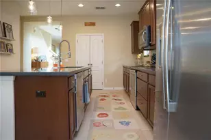 7226 Milestone Dr, Apollo Beach, FL 33572 - Photo 13