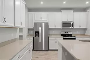 2326 Summerlit St, Lutz, FL 33559 - Photo 7