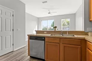 8874 Christie Dr, Largo, FL 33771 - Photo 7