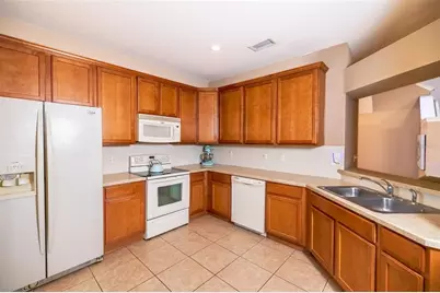 6717 Eagle Feather Drive, Riverview, FL 33578 - Photo 9