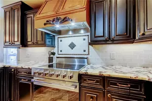 7003 Sunset Way, Saint Pete Beach, FL 33706 - Photo 9