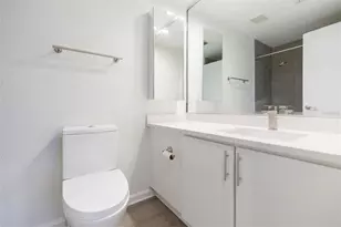 1653 W Snow Cir, Tampa, FL 33606 - Photo 15