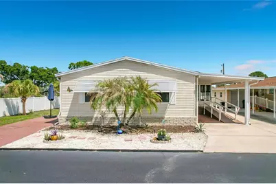 452 Par Drive, Frostproof, FL 33843 - Photo 1