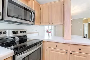 452 Par Dr, Frostproof, FL 33843 - Photo 9
