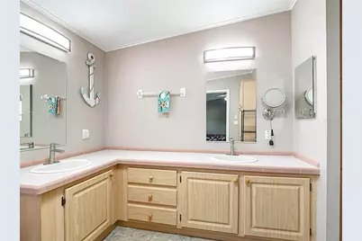 452 Par Drive, Frostproof, FL 33843 - Photo 15