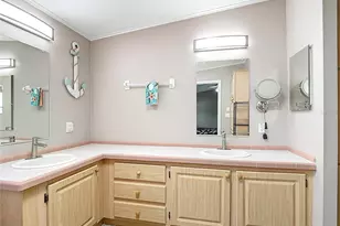 452 Par Dr, Frostproof, FL 33843 - Photo 15