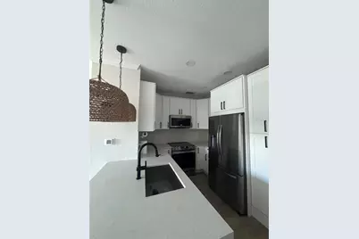 5000 Culbreath Key Way #8-122, Tampa, FL 33611 - Photo 3