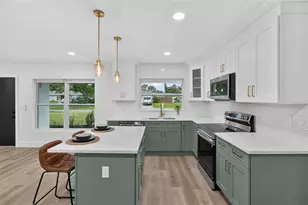599 Woodland Dr, Largo, FL 33771 - Photo 15