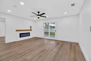 599 Woodland Dr, Largo, FL 33771 - Photo 29