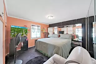 2371 7th St S, Saint Petersburg, FL 33705 - Photo 37