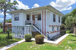 2371 7th St S, Saint Petersburg, FL 33705 - Photo 3
