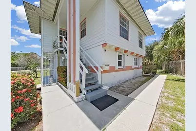 2371 7th Street S, Saint Petersburg, FL 33705 - Photo 11