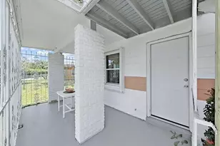 2371 7th St S, Saint Petersburg, FL 33705 - Photo 13